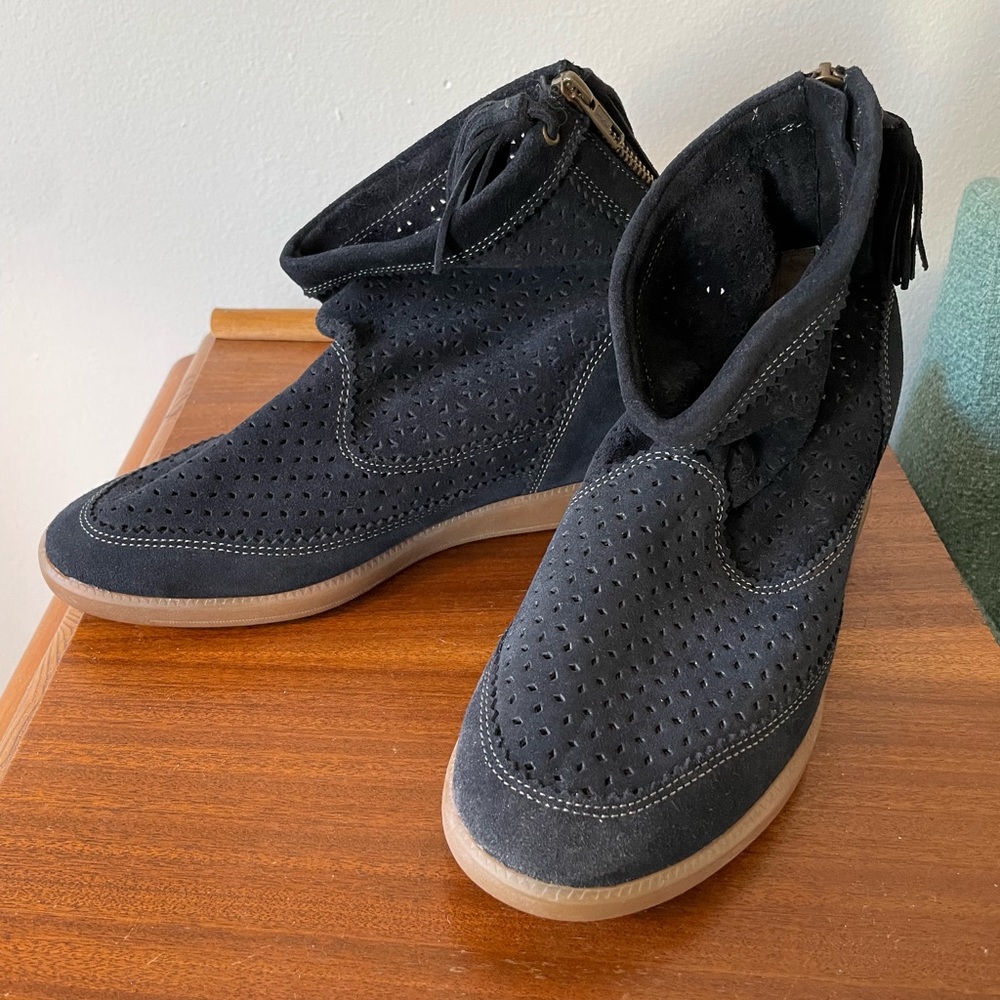Isabel Marant black suede boots
